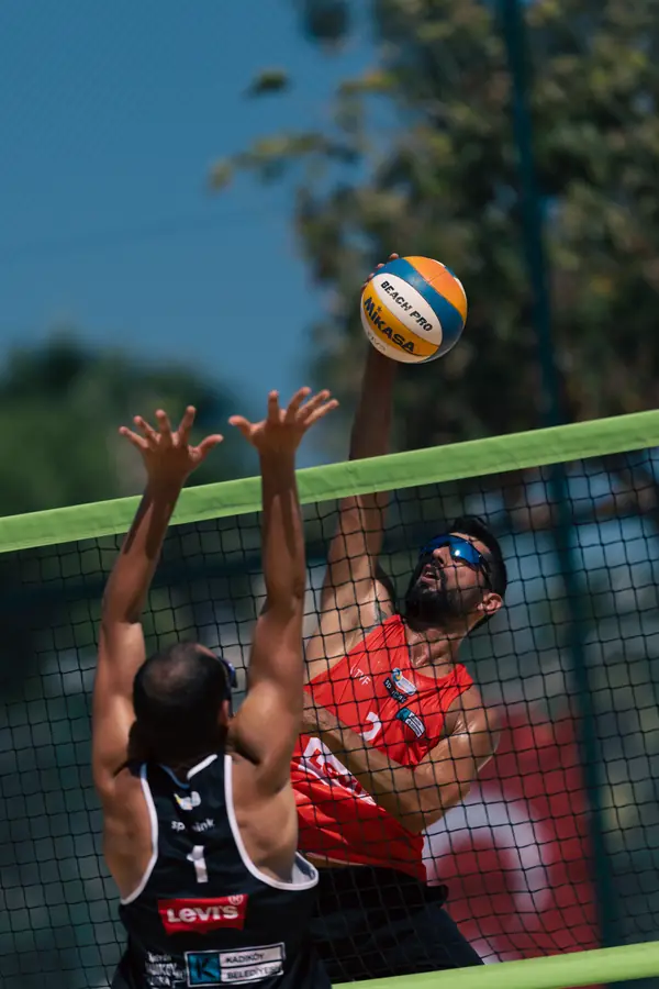Block and attack collide at the net